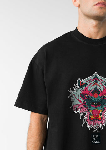 "TIGER" short sleeved black t-shirt